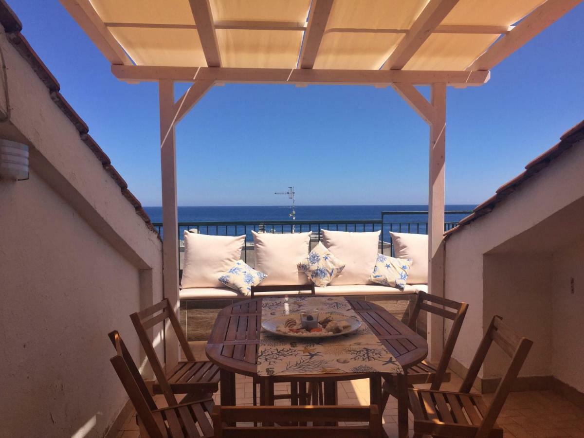 Suite Sul Mare Mascali Eksteriør billede
